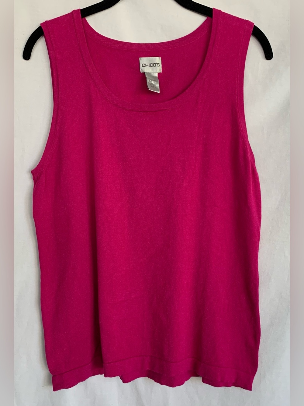 Chico's Size 2 Sleeveless Tank Top - Fuchsia Pink